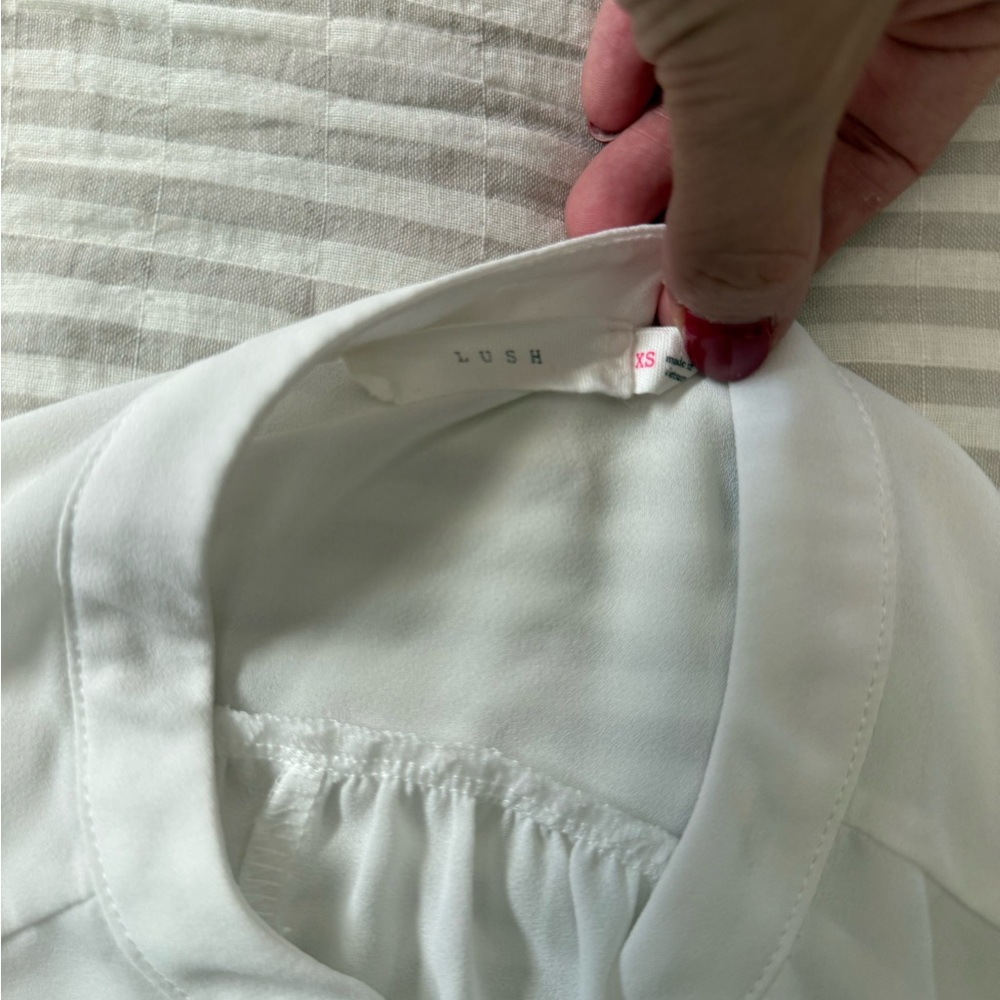 Lush White Collared Blouse - Picture 4 of 4